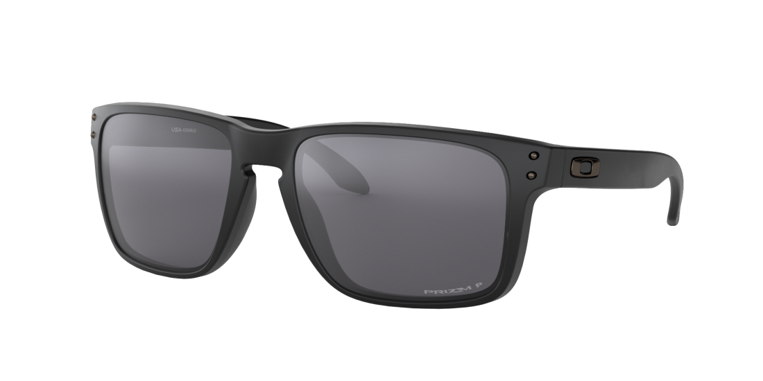 Oakley Holbrook XL sunglasses (quarter view)